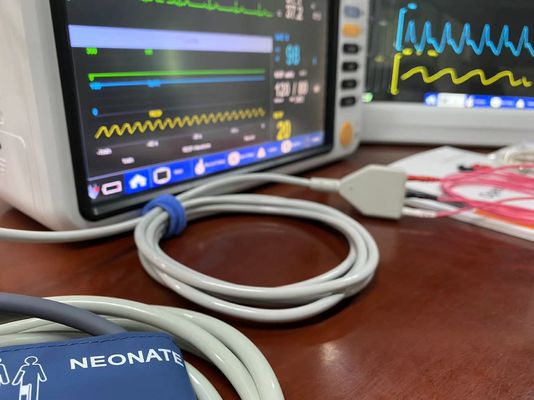 Hospital Médico Neonatal Patient Monitor Multipara Para ICU Ambulância OEM ODM