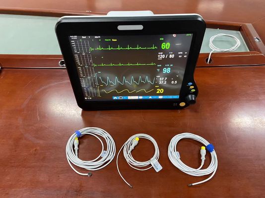 Monitor Multilíngue de Pacientes Multiparamétricos para Clínica Geral