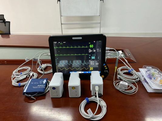 8 línguas Monitor portátil do paciente 15 polegadas TFT LCD Screen ICU Monitor cardíaco