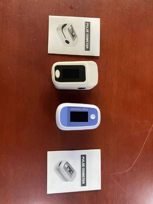 Oxímetro médico portátil para a monitoração do PR SPOR, monitor do pulso da ponta do dedo de OLED do oxigênio do sangue