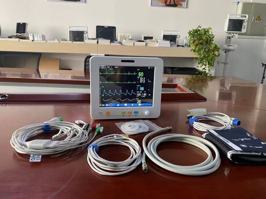 Monitor paciente portátil de pouco peso de 8,4 polegadas, Temp Vital Signs Monitors de ECG SPO2 NIBP