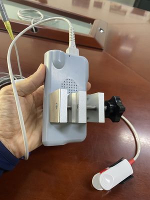Monitor de sinais vitais portátil veterinário de tela LCD TFT de 3,5 polegadas com EtCO2 e SPO2